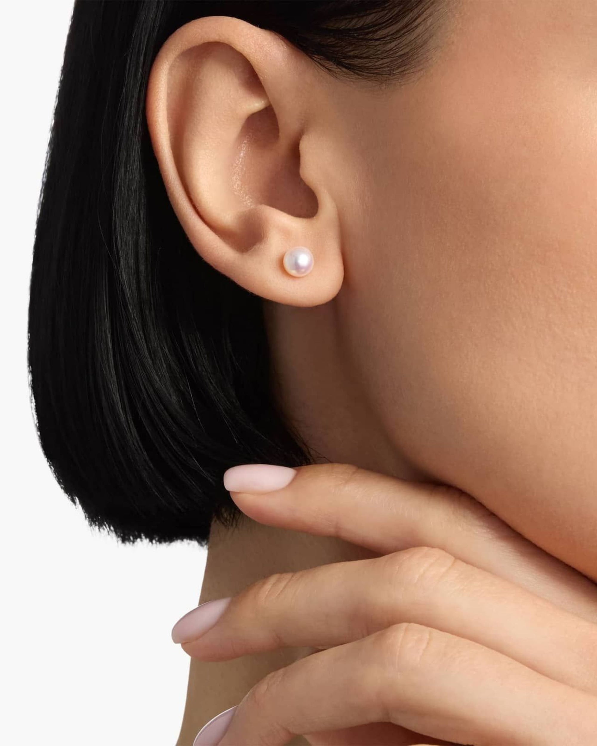 Okaya Pearl Stud Earrings 14k