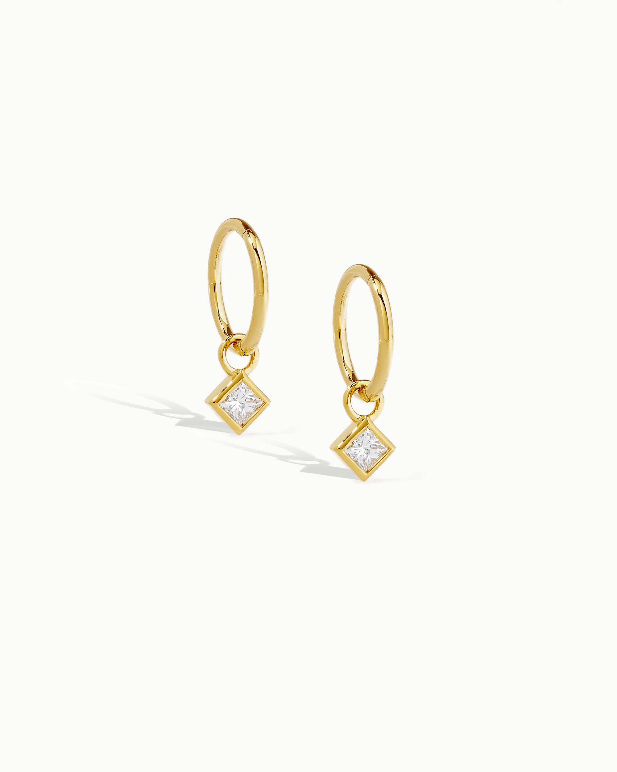 Saint Tropez Diamond Petite Hoop Earrings 14k