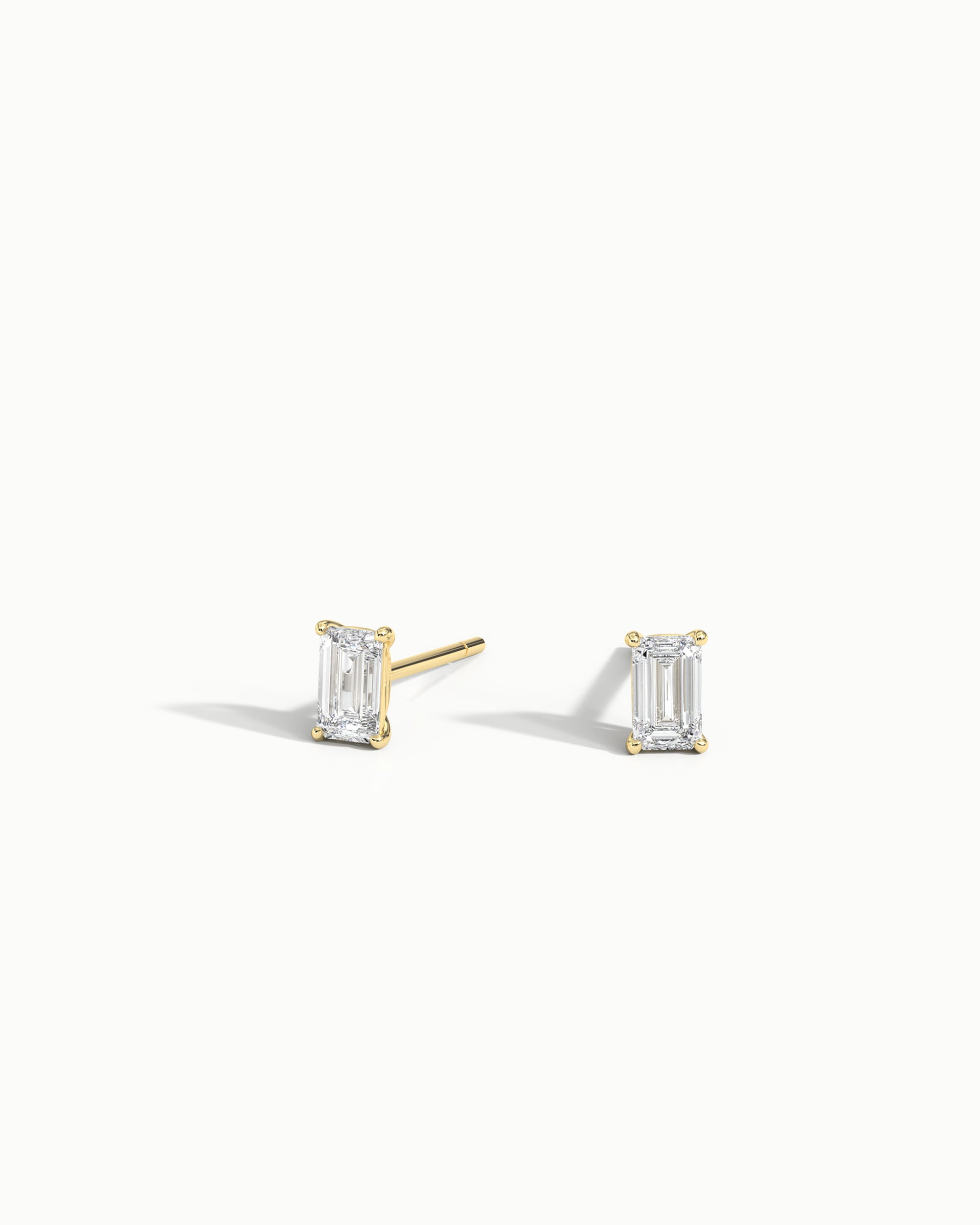 Linea Emerald Diamond Stud Earrings 14k