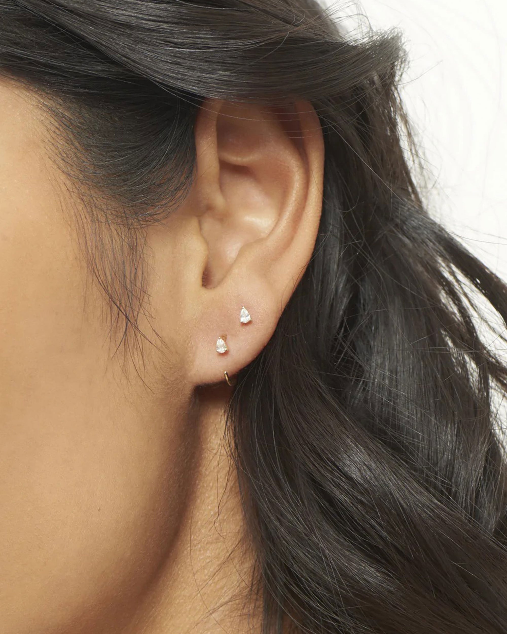 Linea Pear Diamond Stud Earrings 14k